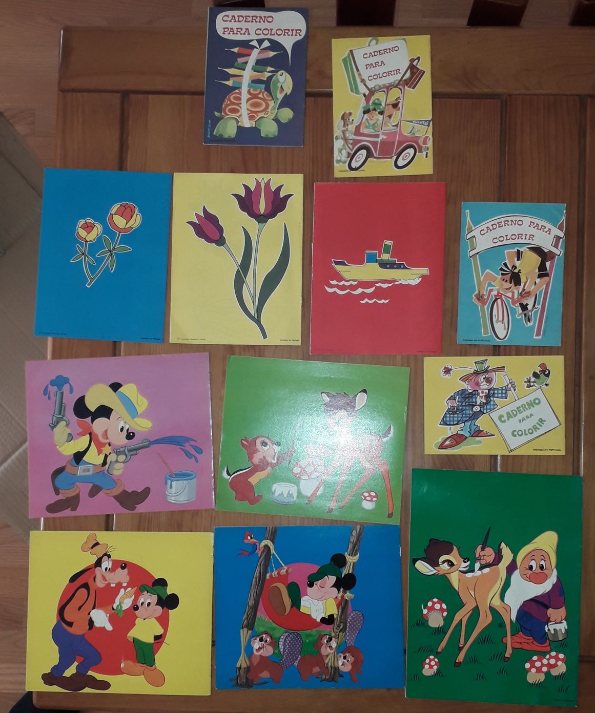 Livros antigos para colorir da Majora walt disney e variados