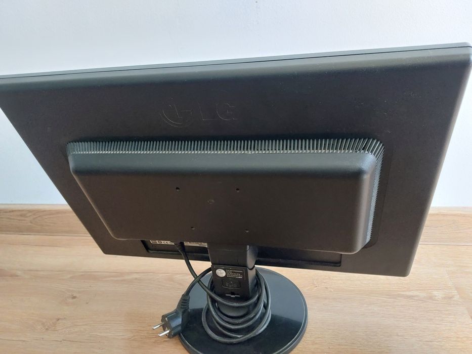 Monitor LG 21 cali