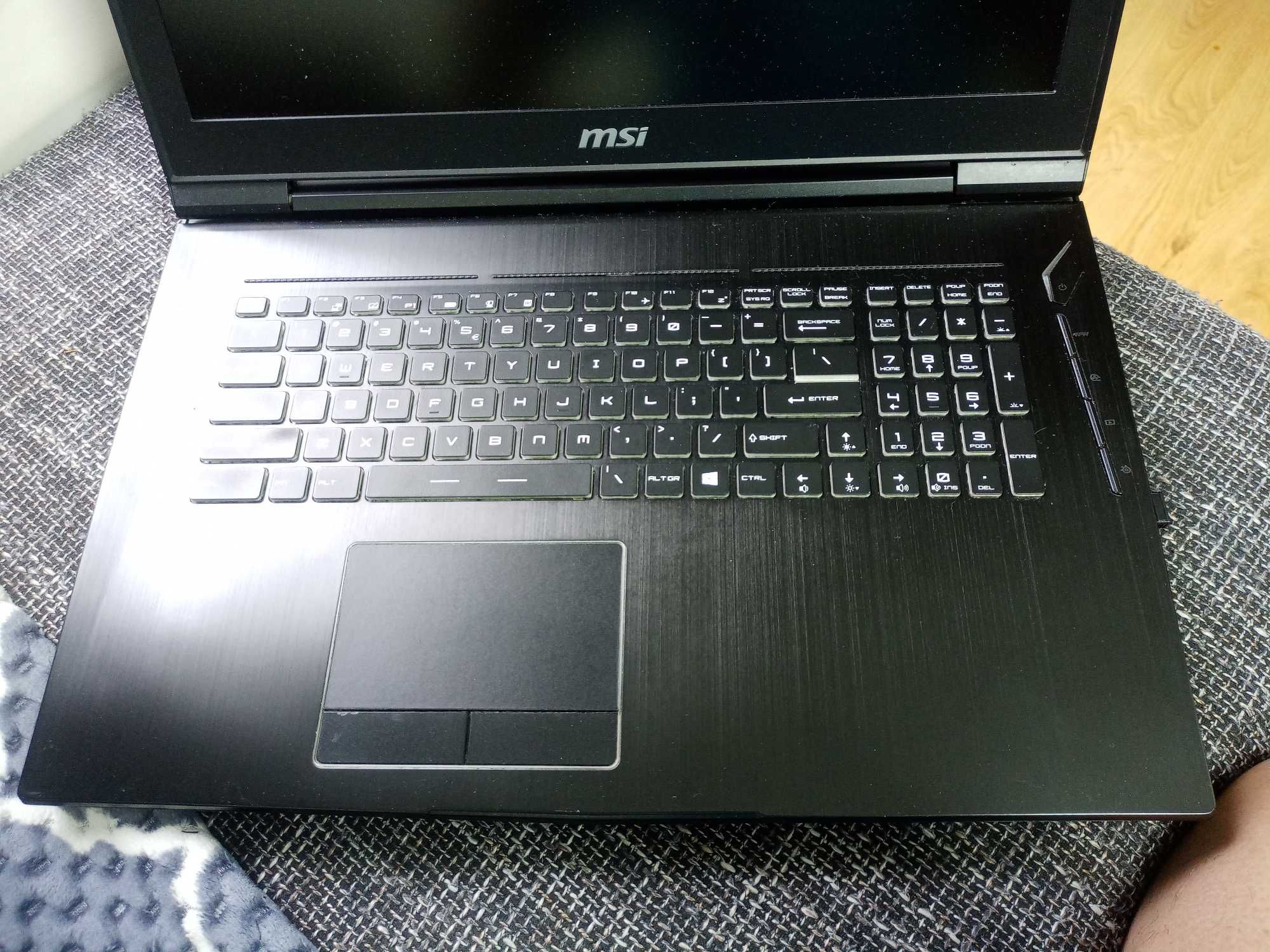 Laptop gamingowy Msi GT73-VR 6RE Titan jak nowy