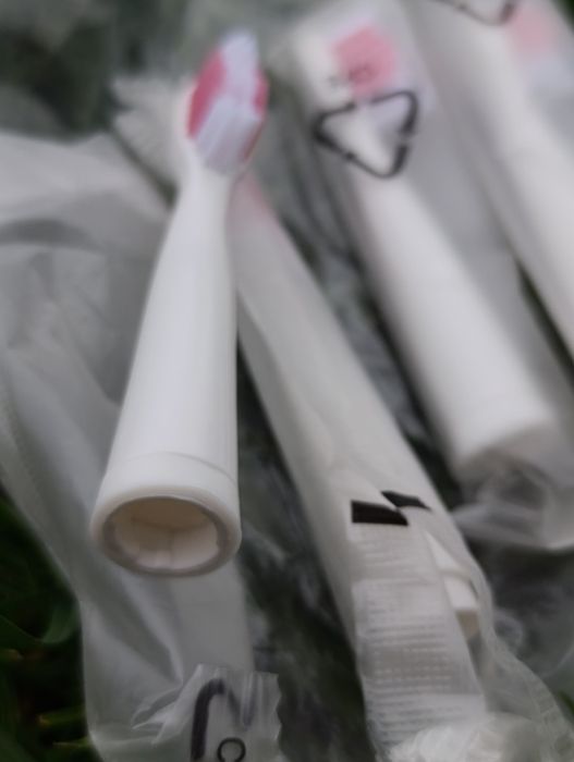 Насадки нові для зубної щітки