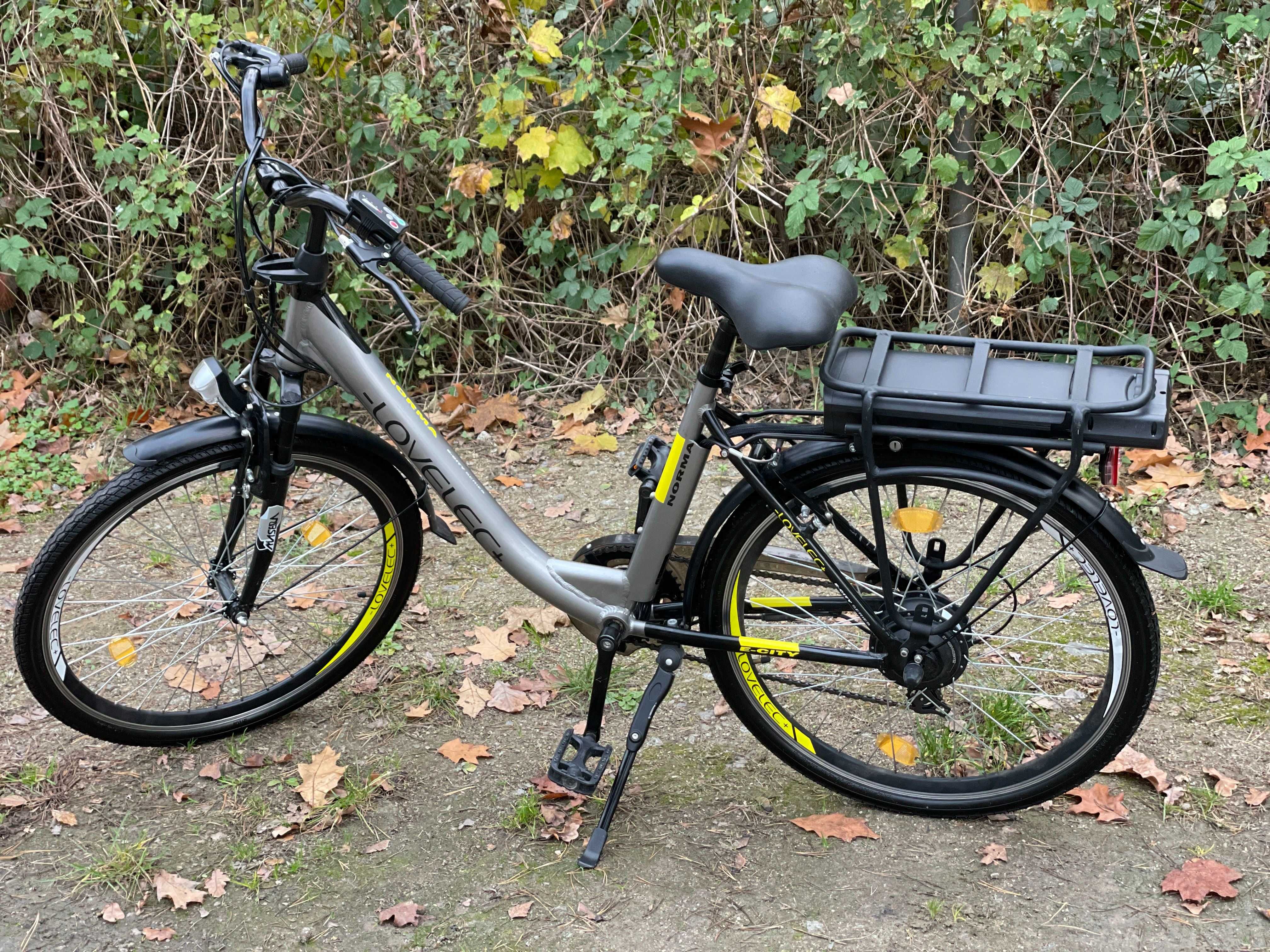 Rower elektryczny miejski Lovelec Norma, rama 18", koło 26"