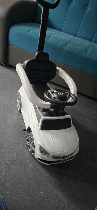 jeździk/Pchacz - samochodzik dla dziecka