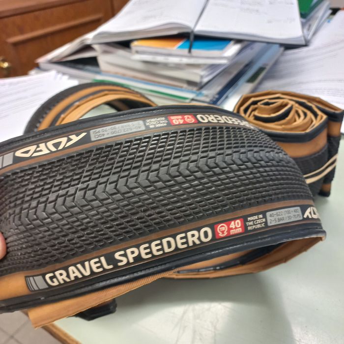 Pneus de Gravel Tufo Speedero 700cx40