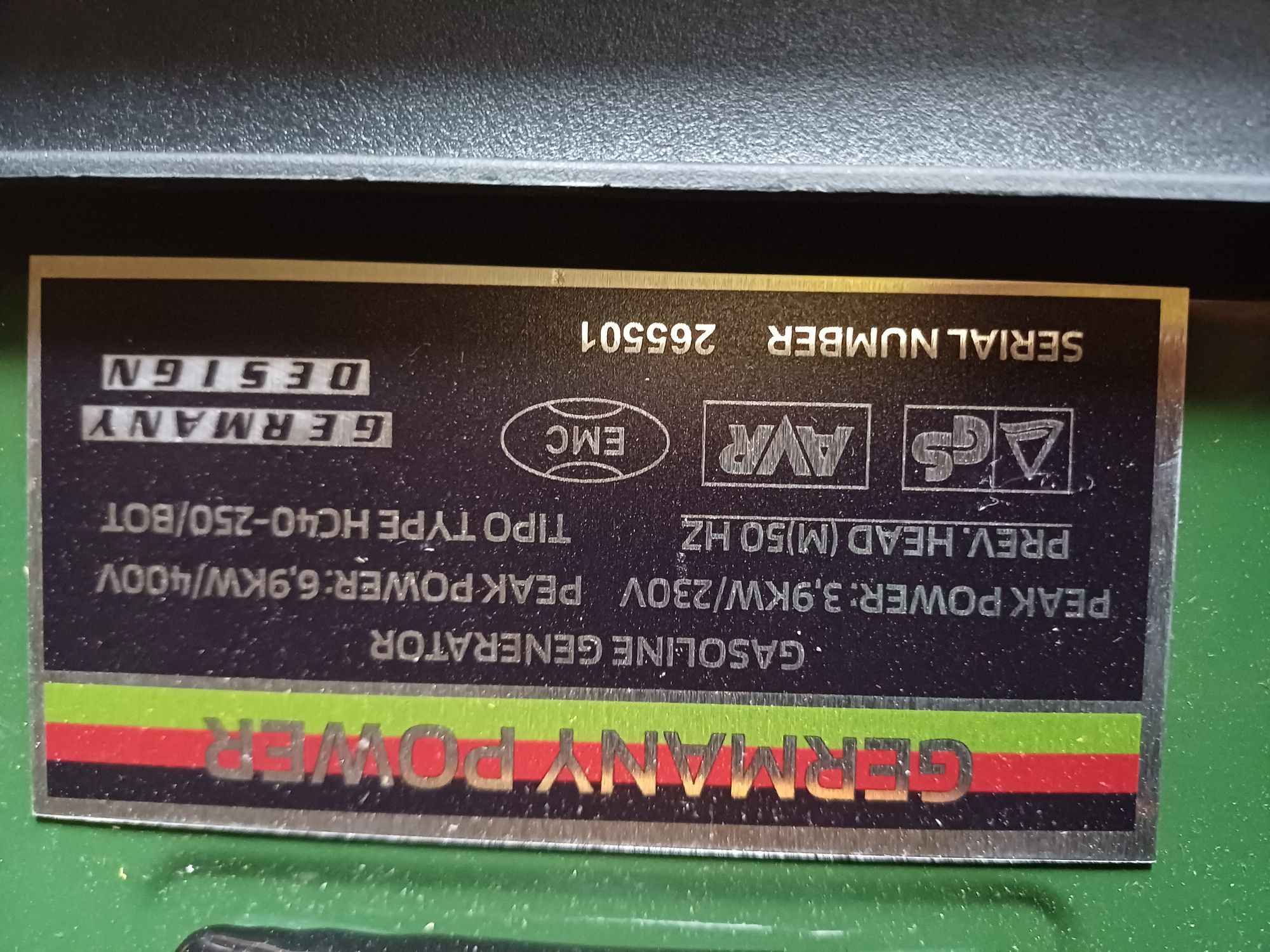 Agregat prądotwórczy 3,9kw-230v/6,9kw-400v