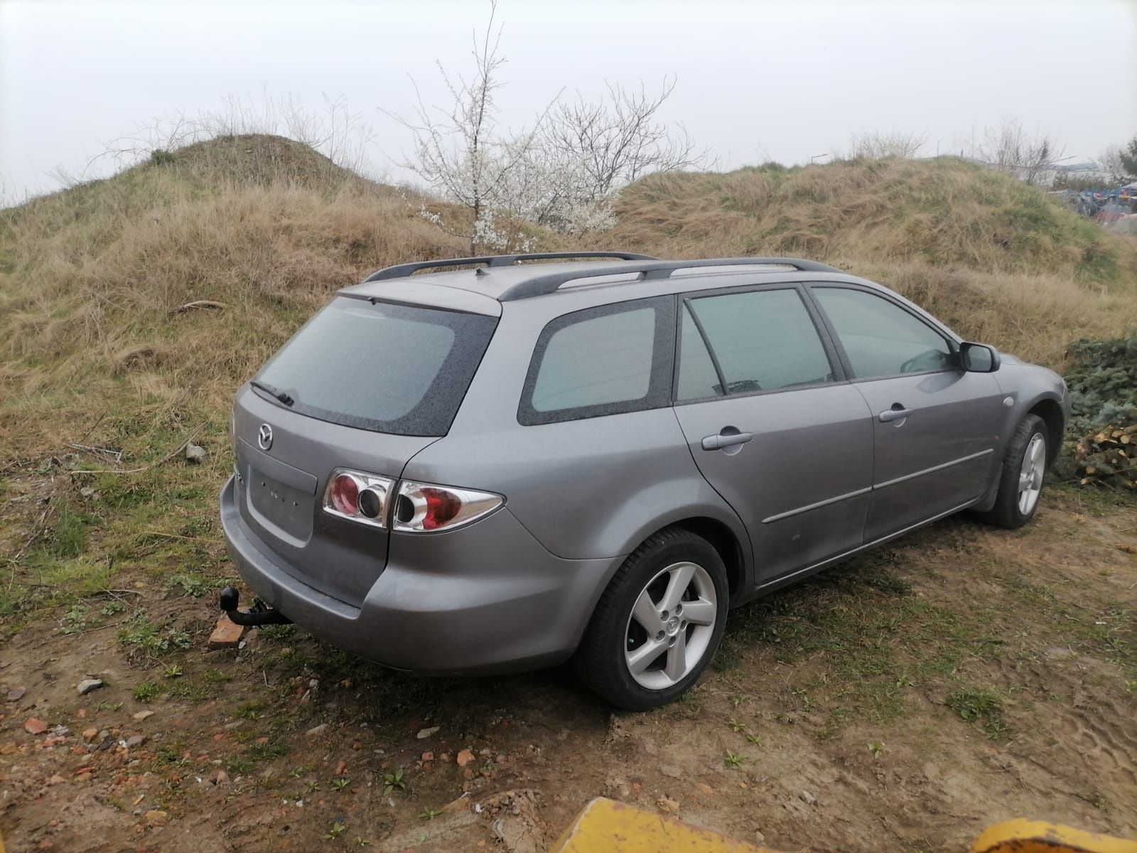 Maska zderzak błotnik lampa klapa bagażnika Mazda 6