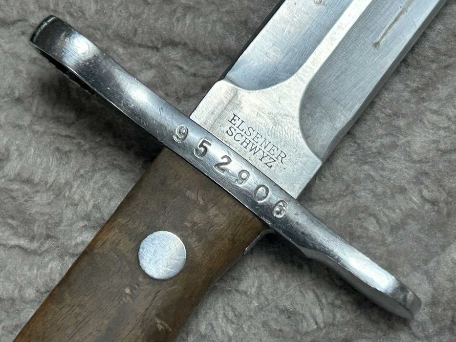 Szwajcarski bagnet sztyletowy M1918 ELSENER SCHWYZ z lat 1934...1949