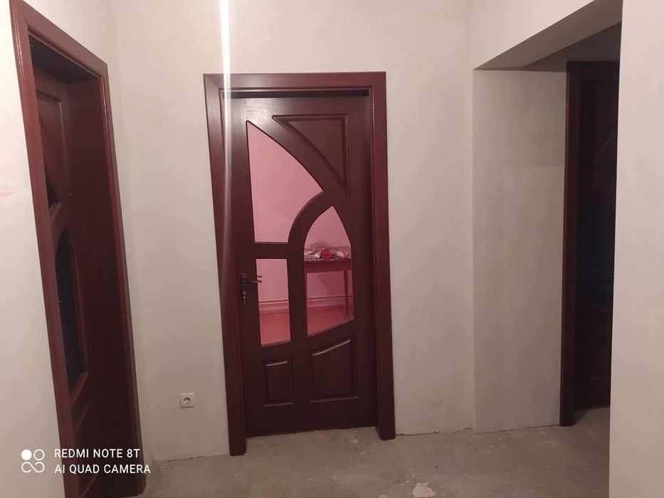 Продається 3- х кімнатна квартира площею 61м. кв.