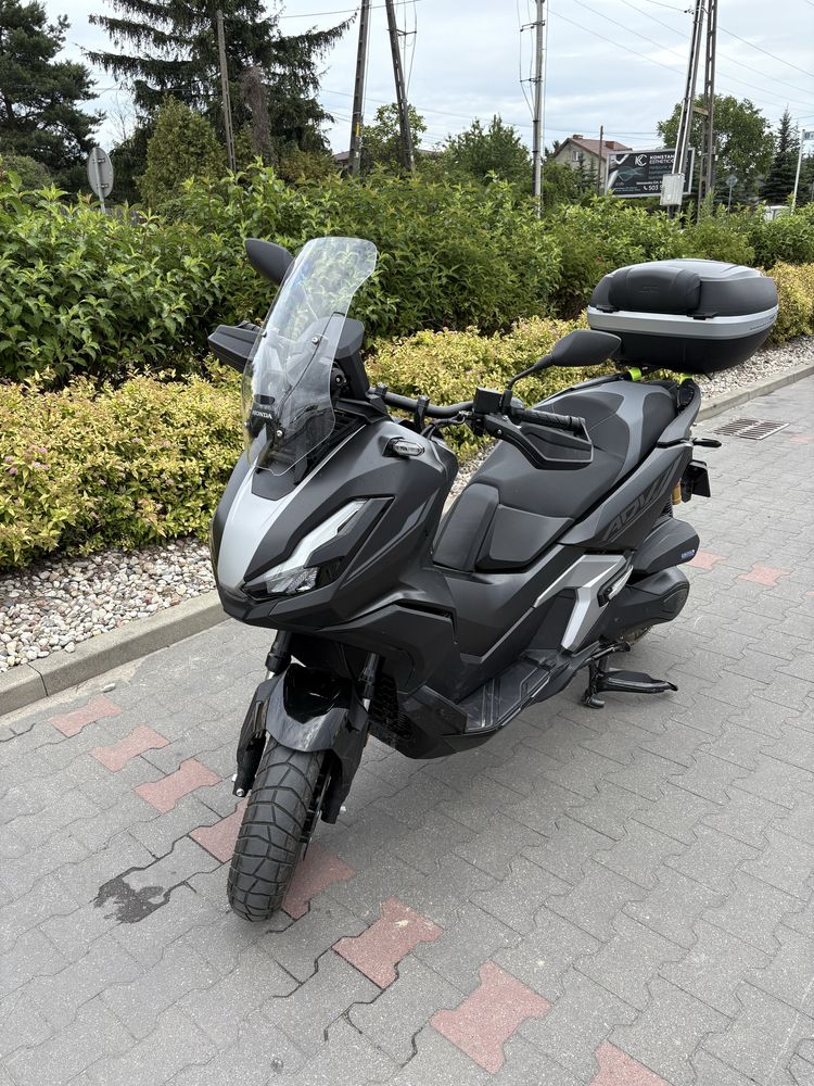 Honda ADV 350, rok 2025 r Special Edition, Matte Coal Black Metallic