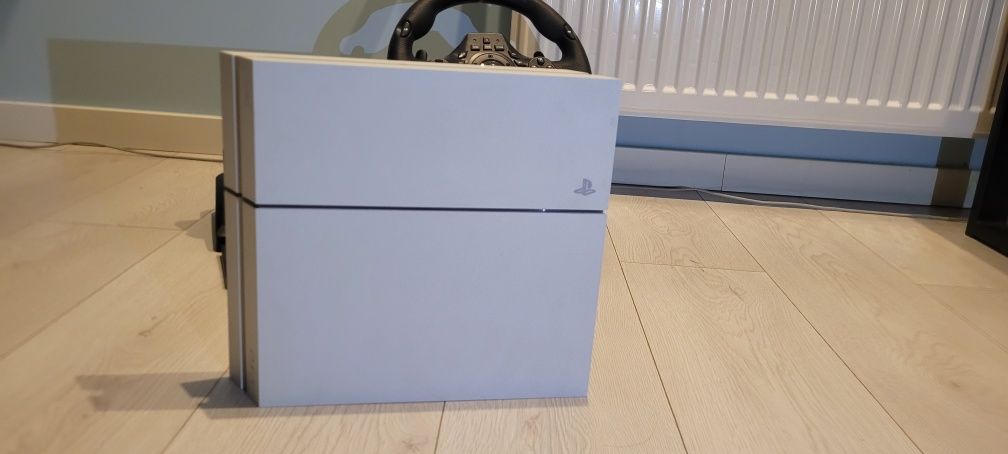 Zestaw ps4 slim + kierownica
