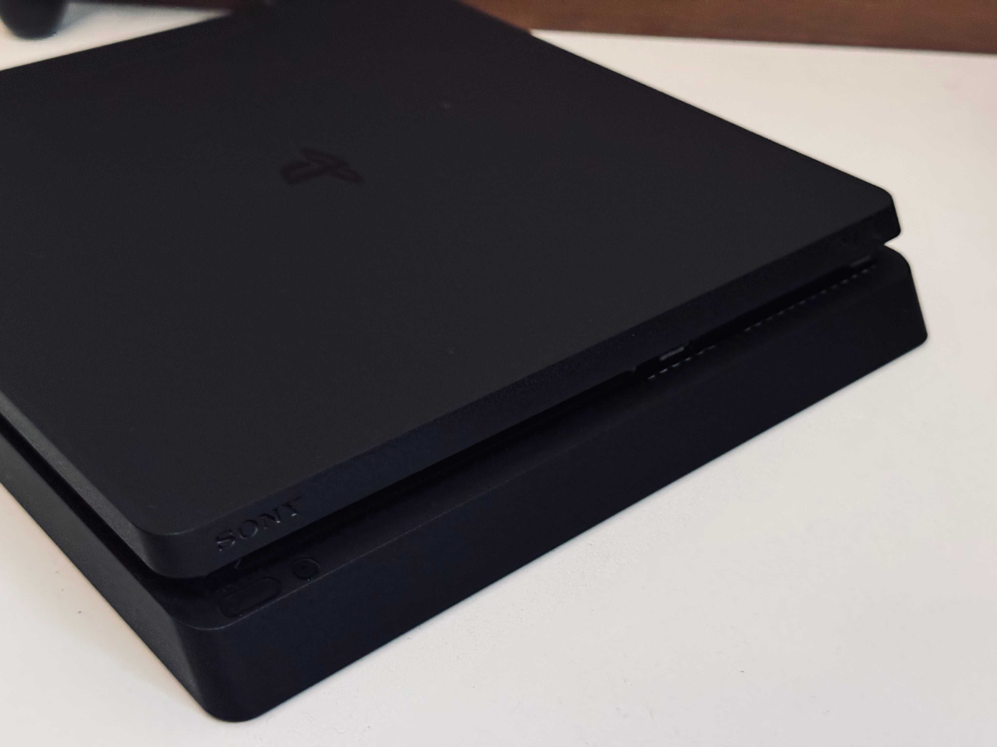Konsola PlayStation 4 Slim PS4 Slim 500gb z Padem Niski SOFT 10.00
