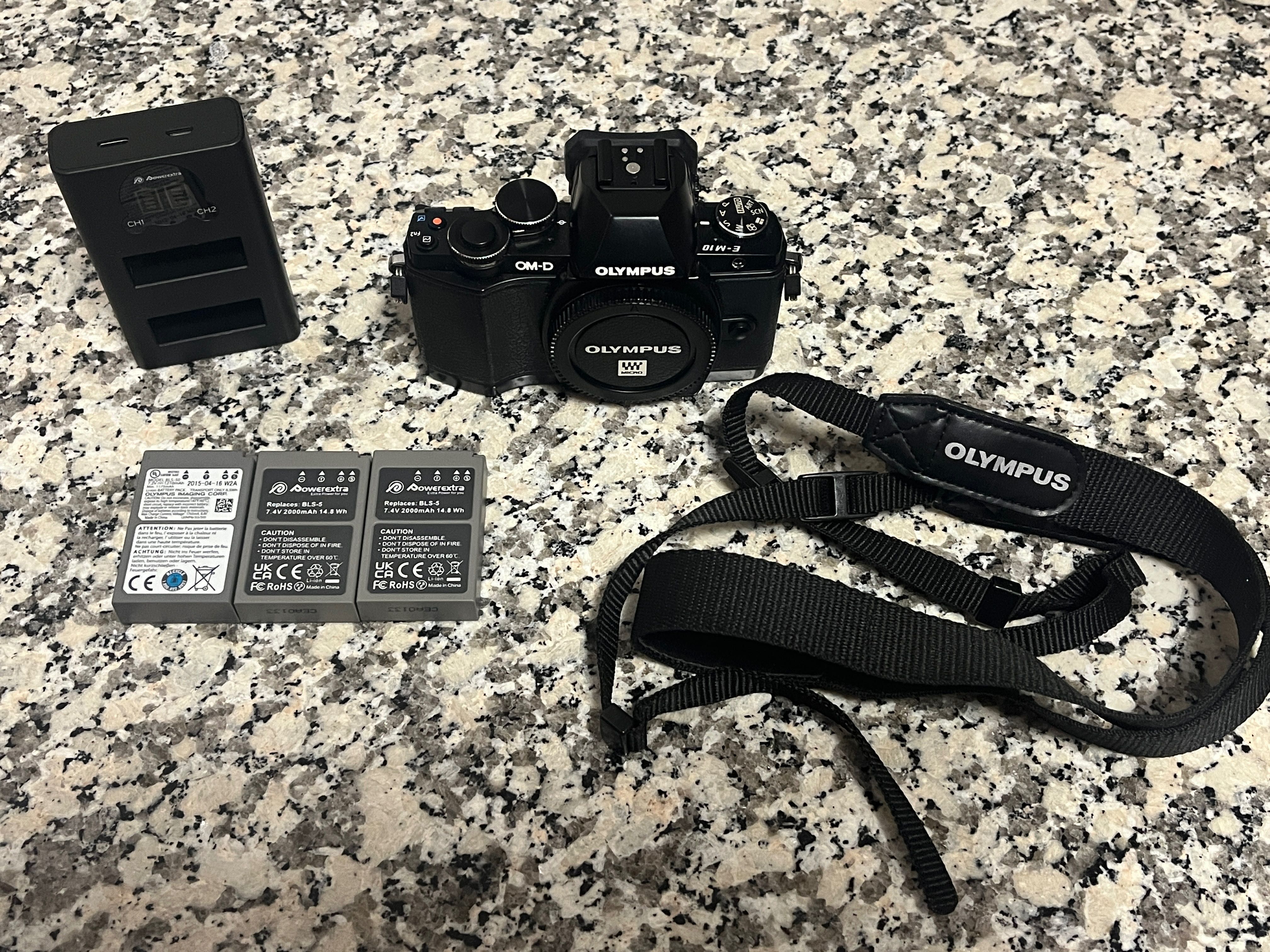 Olympus OM-D E-M10