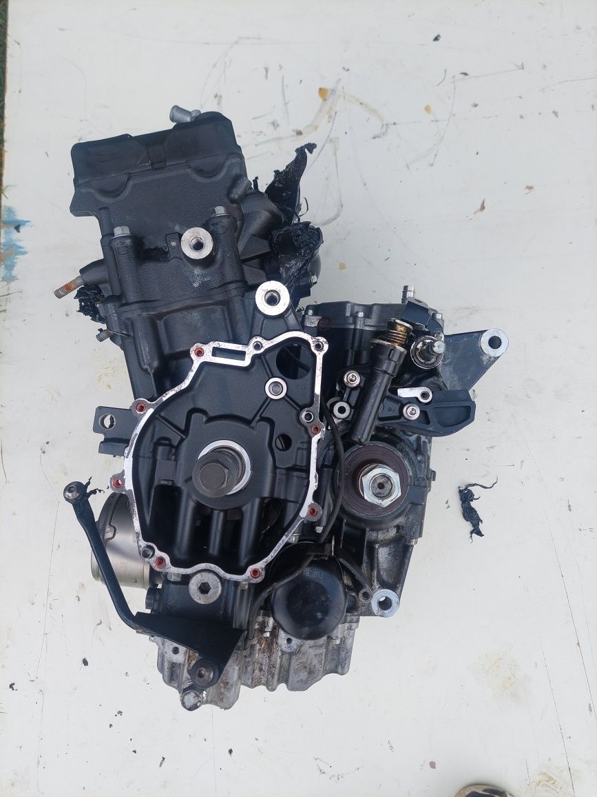 Silnik  silniki yamaha honda Lifan dayung gilera