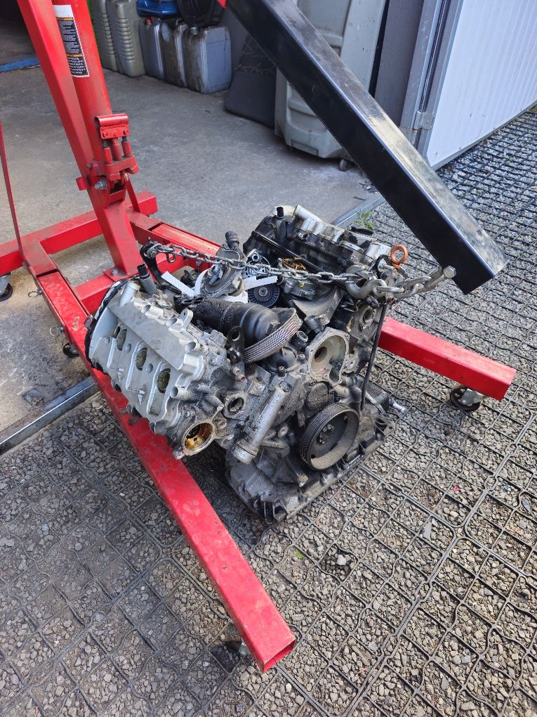 Uszkodzony silnik Audi A6 C6 2.4 177KM