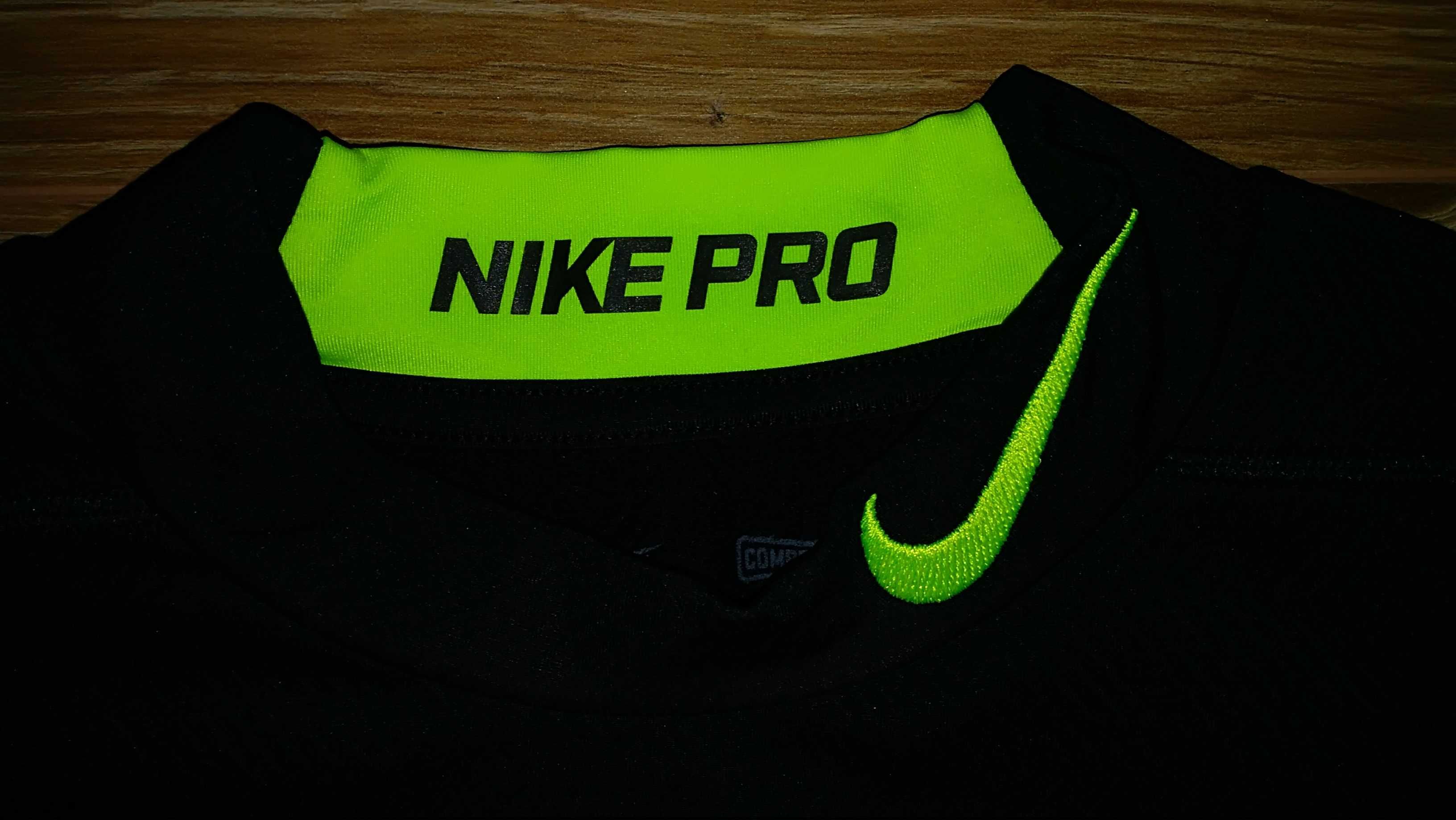 Koszulka kompresyjna Nike pro M