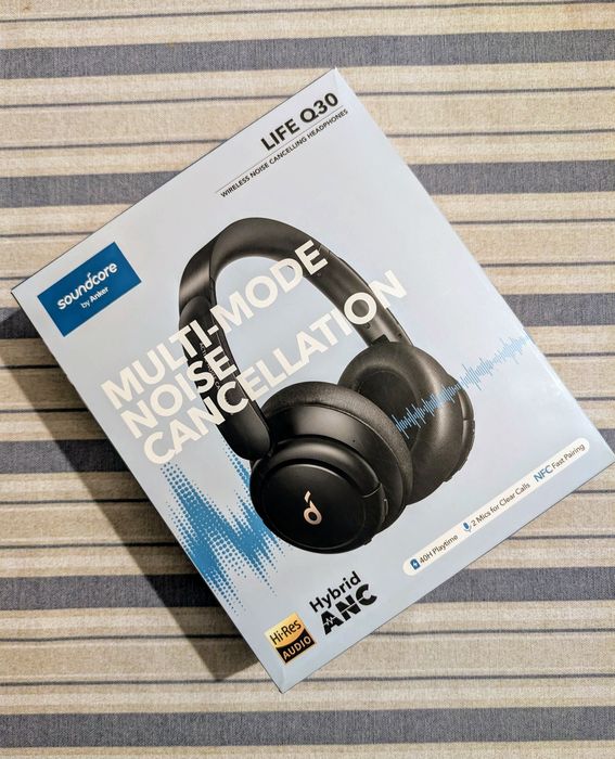 Headphones Soundcore Life Q30
