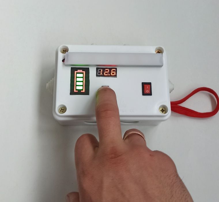 Освещение на литиионных АКБ 12.6 в.