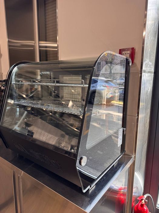 Кондитерська вітрина 120L