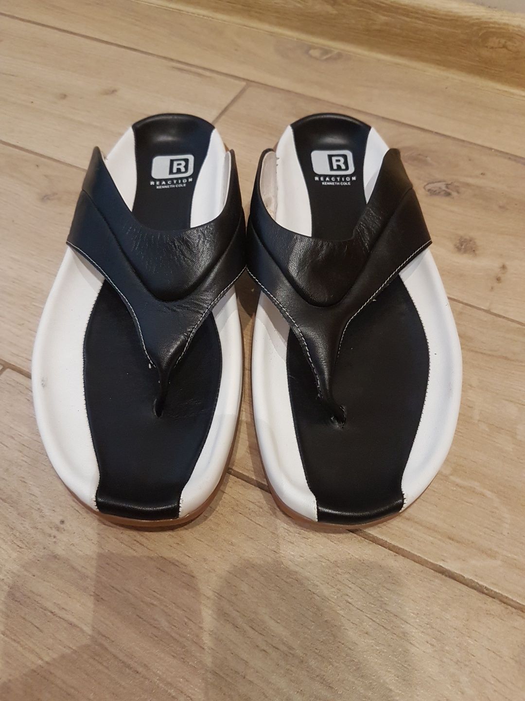 Kenneth Cole Reaction roz 7,5 /41