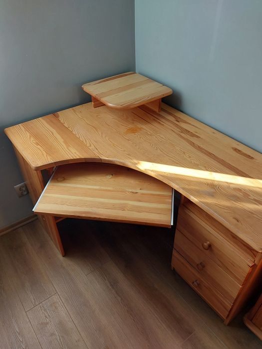 Biurko narożne sosnowe