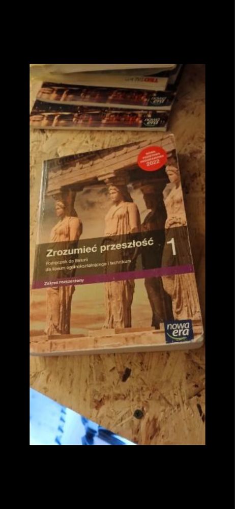 Zrozumiec przeszlosc klasa 1 liceum