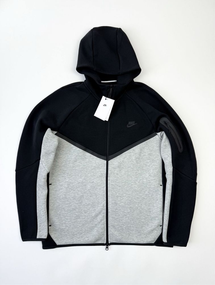 Оригінальне чоловіче Худі Nike Tech Fleece у сірому кольорі
