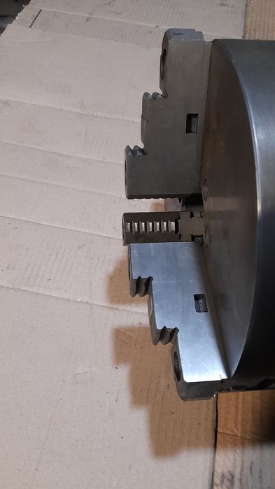 Патрон токарний 250мм.