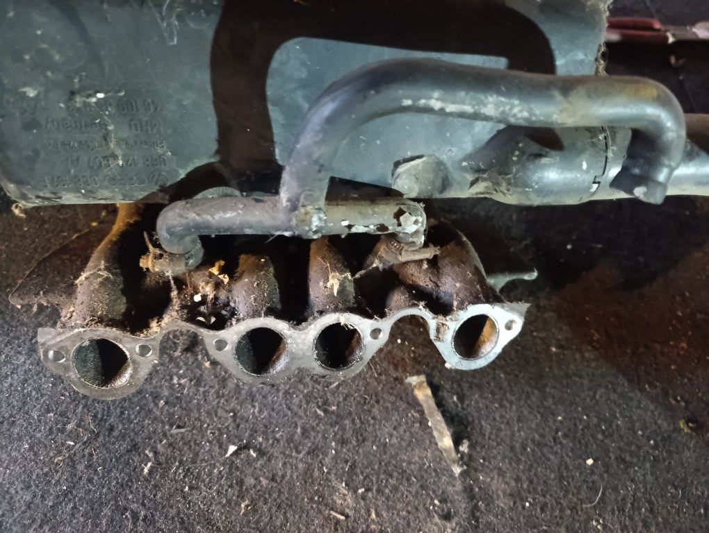 Dolot powietrza kolektor ssący volkswagen golf 2 1,6 td