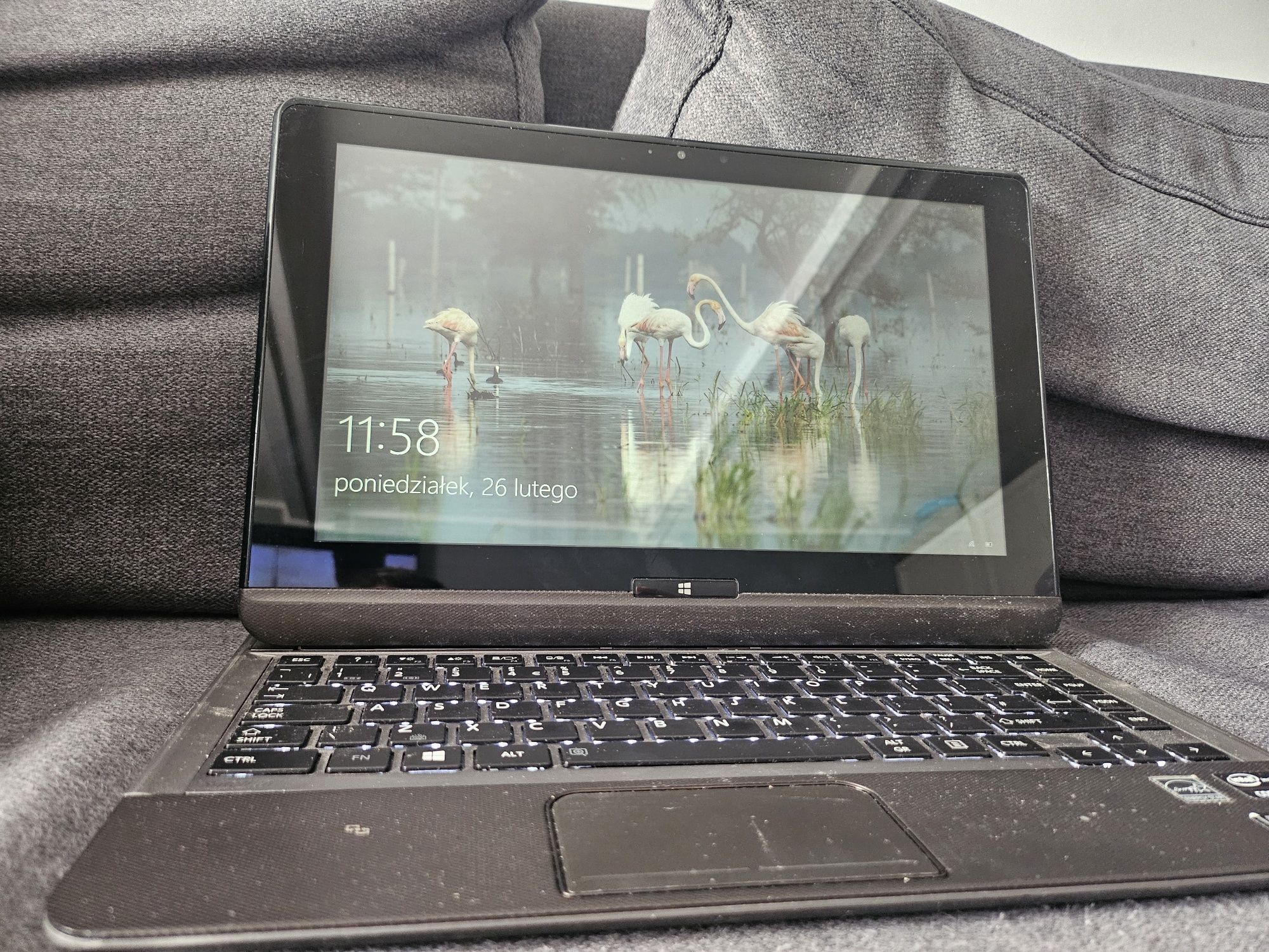 Ultrabook toschiba i5 dotykowy ekran nfc