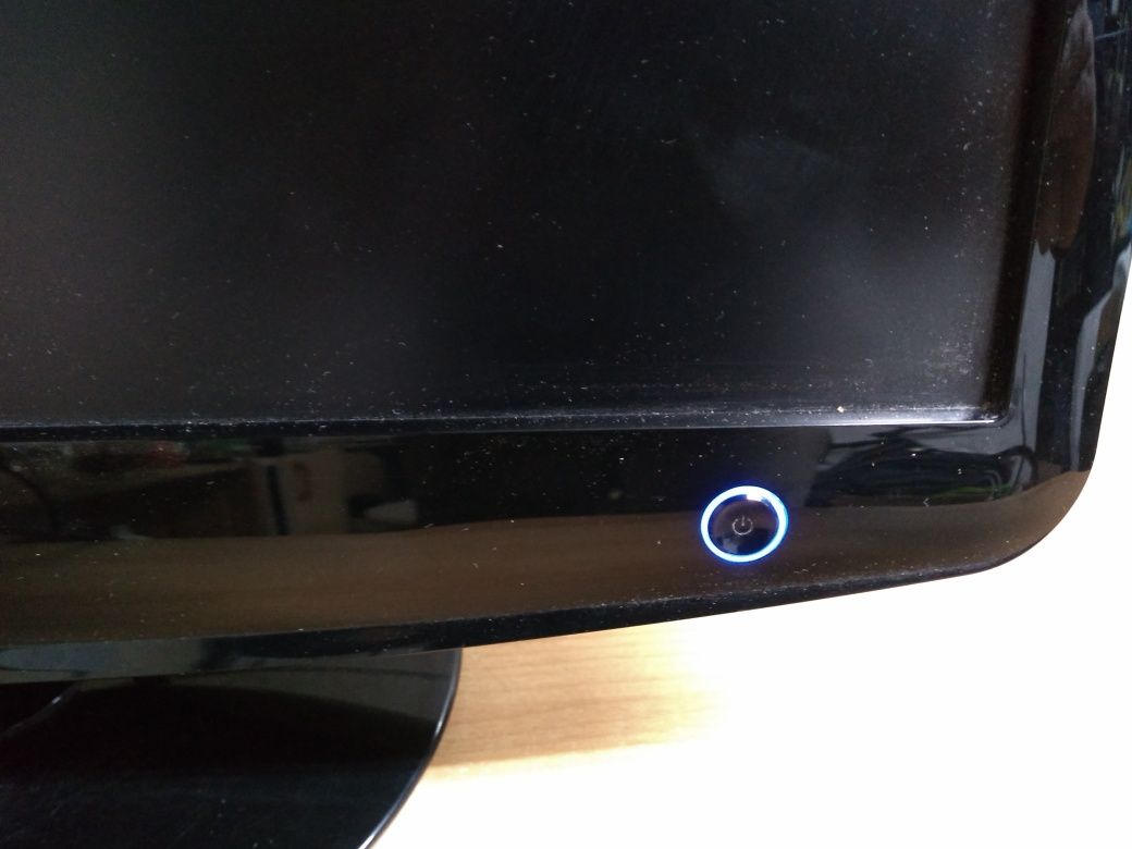 Monitor LCD Samsung 2032BW 20"
