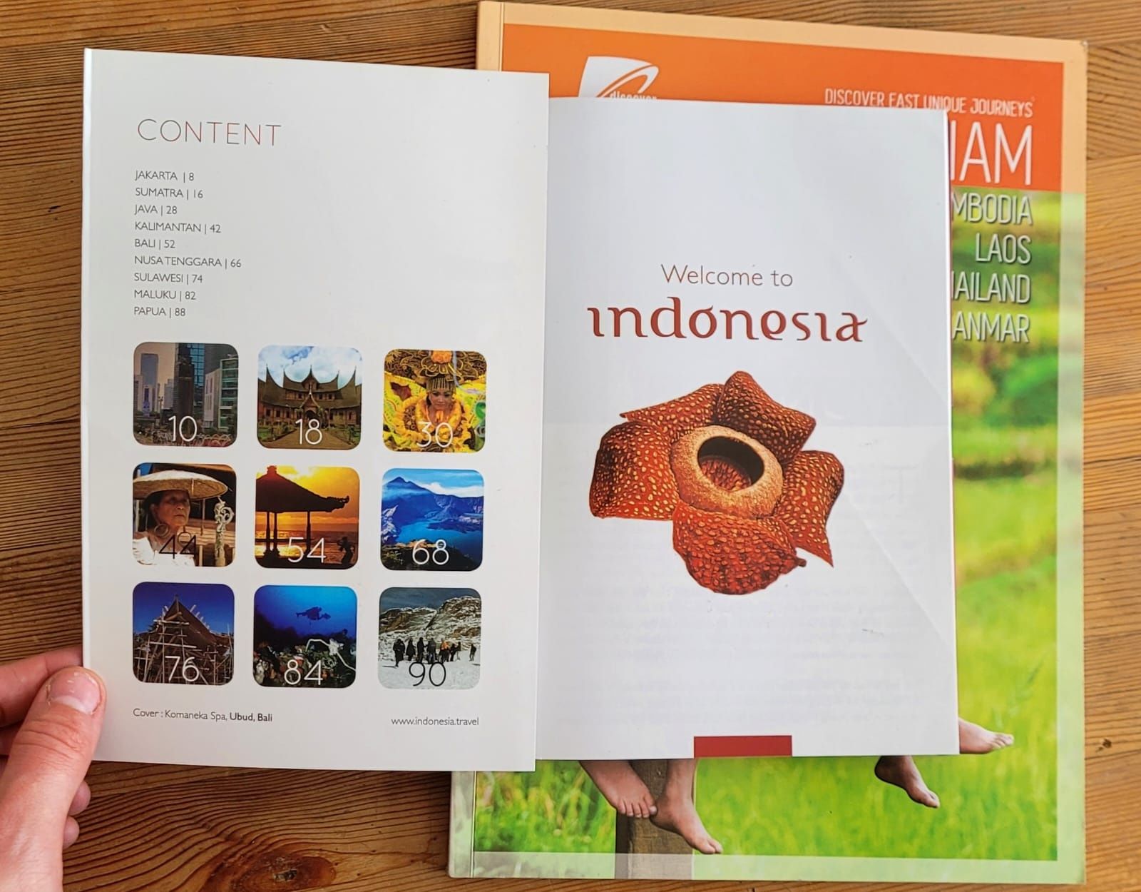 Katalogi turystyczne Indonezja, Wietnam