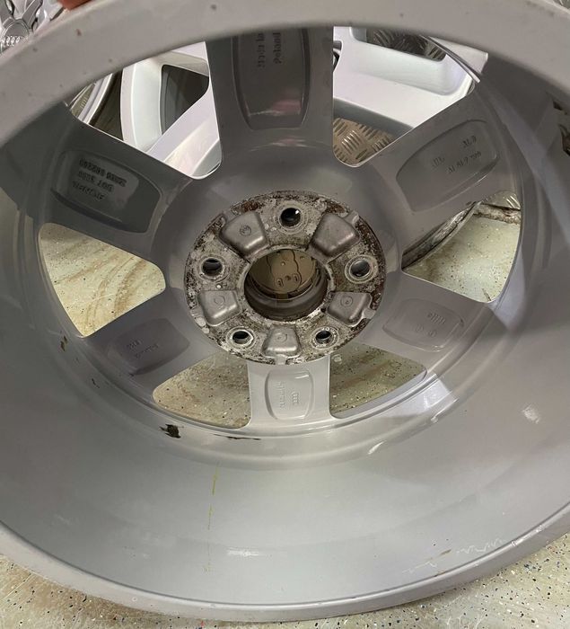 Alu Felgi AUDI Q7 4 szt 8x18 ET56 5x130 Adax Koźle 4