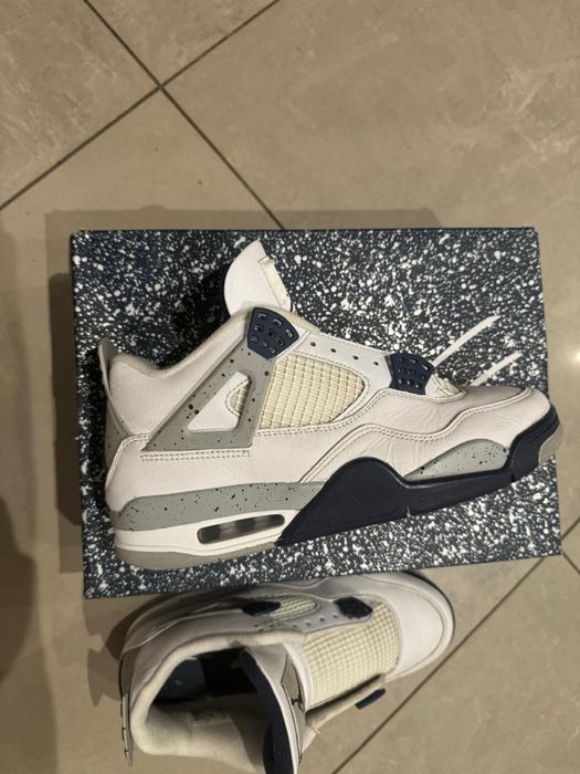 Nike Air Jordan 4 Midnight Navy
