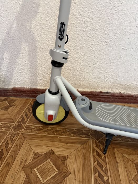 Електросамокат дитячий