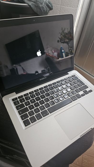 Vendo Macbook Pro 13 polegadas do fim de ano de 2012 e de ecra de reti