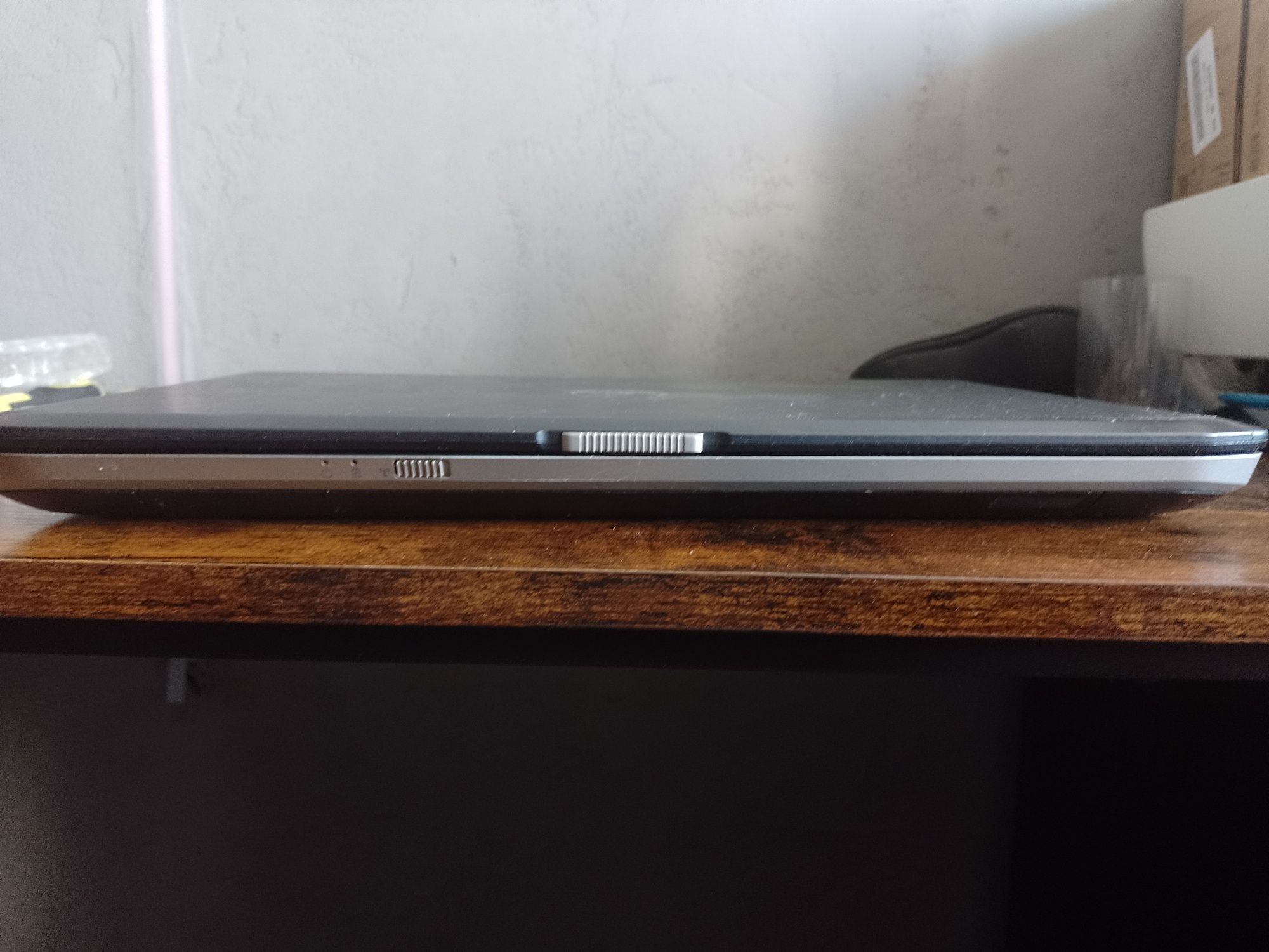 Dell latitude E5520