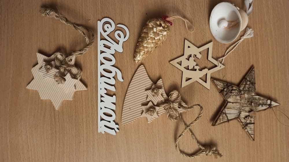 Ялинкові прикраси + віночок штучний