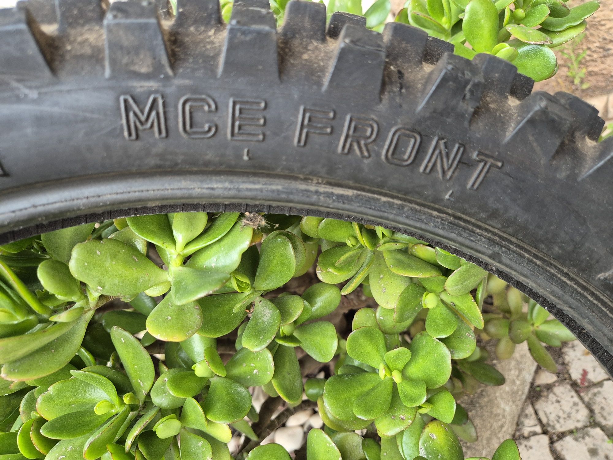 Pneu enduro Metzeler MCE Front (novo)