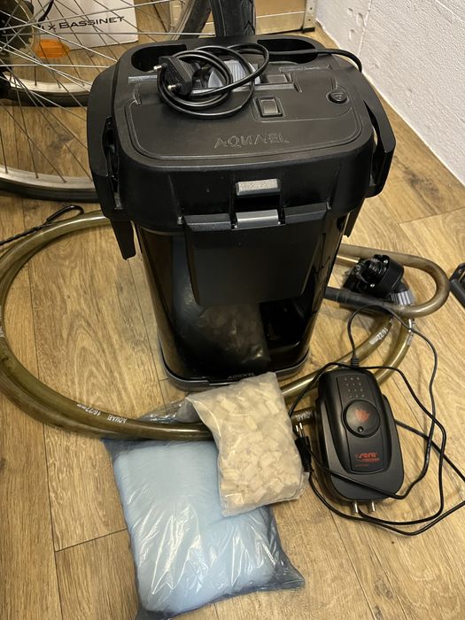 Filtr zewnętrzny Aquael UltraMax 1500 + gratisy