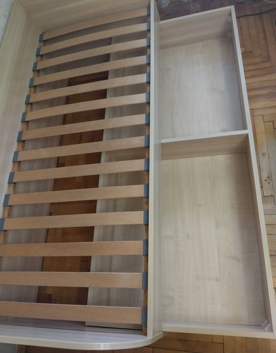 Ліжко 75х160 см з матрацом IKEA 70х160 та великим ящиком для білизни.
