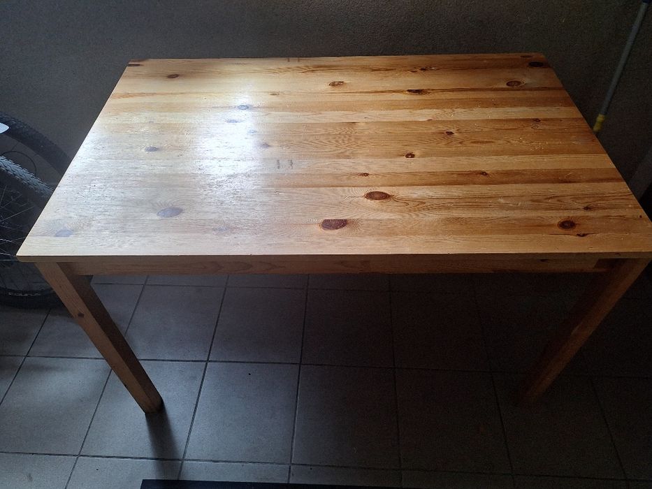 Stół kuchenny sosnowy