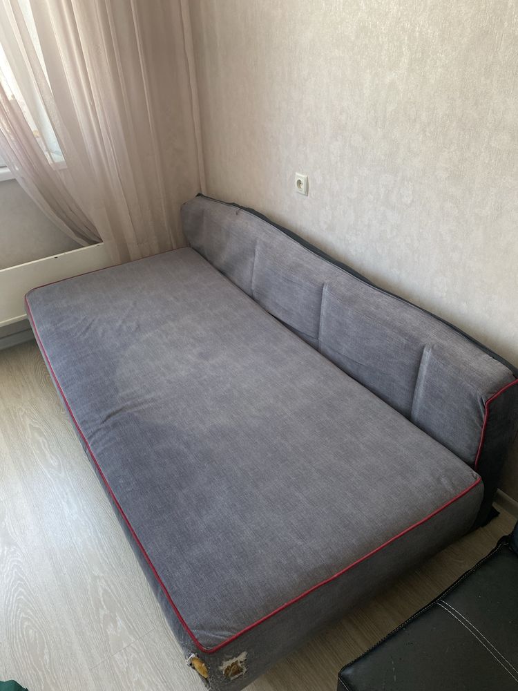 Розкладний двоспальний диван
