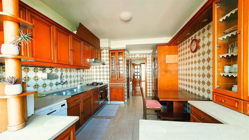 Apartamento T4 - Celas - Coimbra/Venda