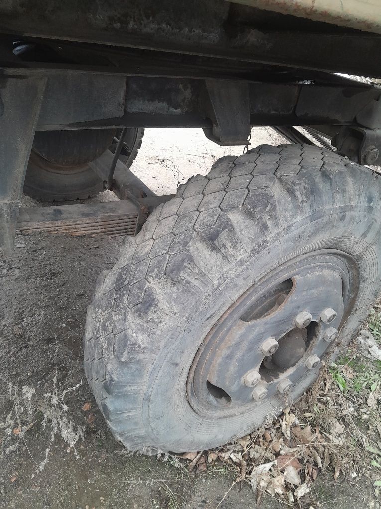 Продаю грузовий причеп