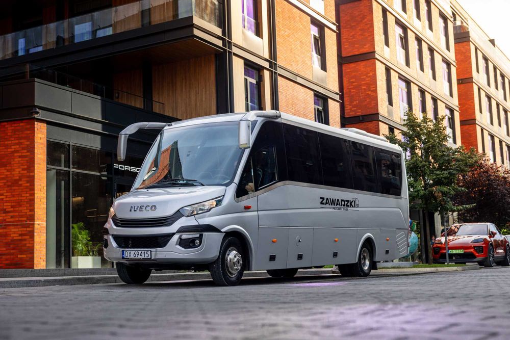Krajowy i międzynarodowy transport osób - Zawadzki