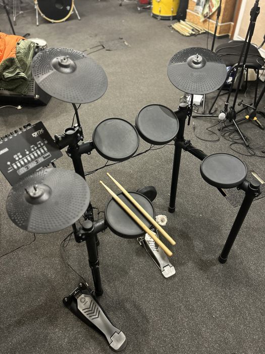 Електронна ударна установка YAMAHA DTX432K