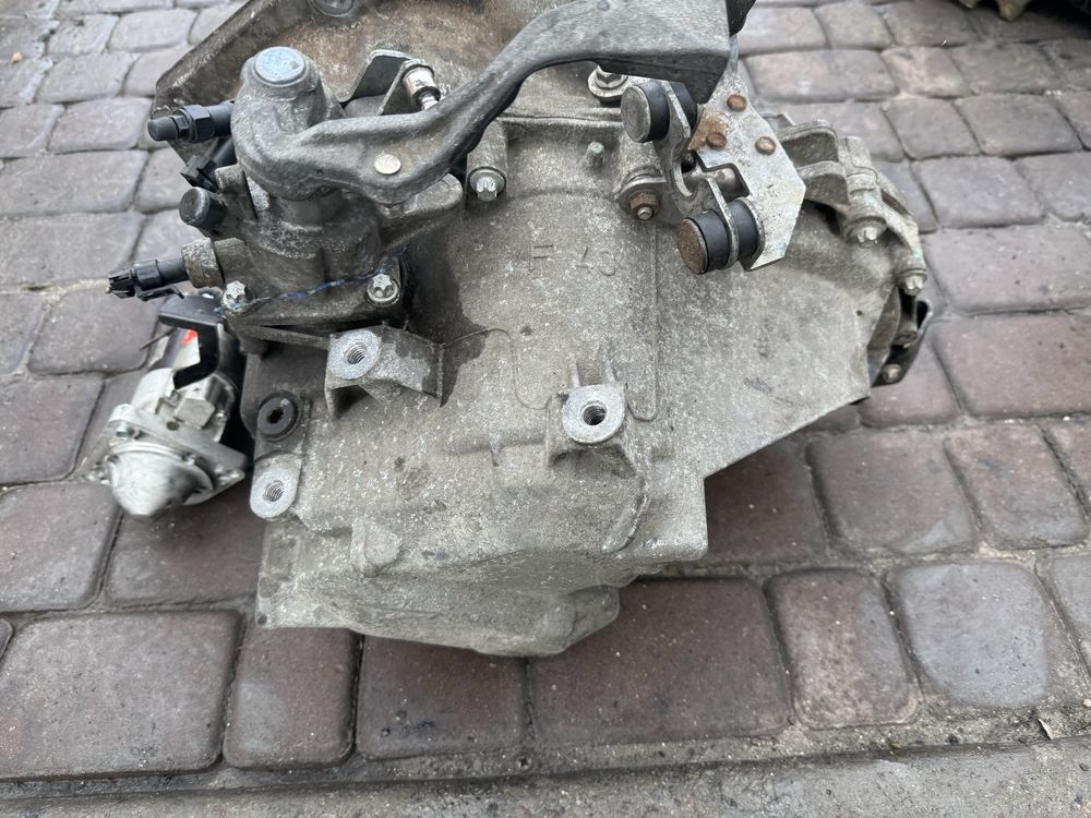 КПП коробка передач стартер 1.9 cdti opel vectra c zafira b f40