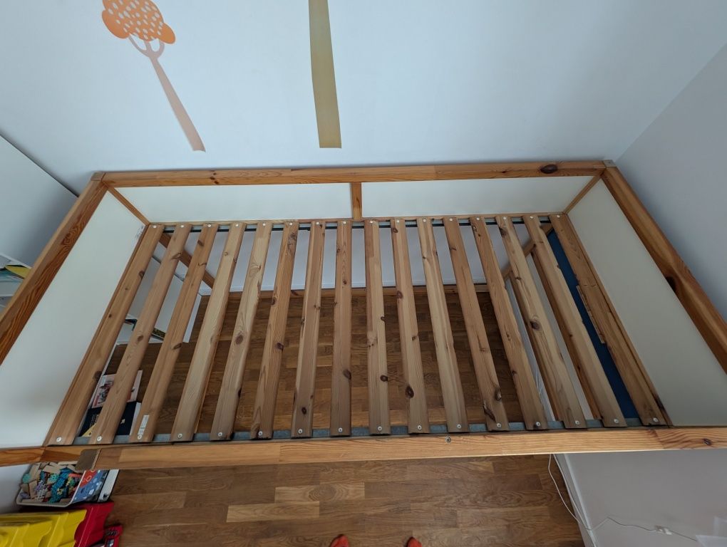 Łóżko dziecięce kura Ikea