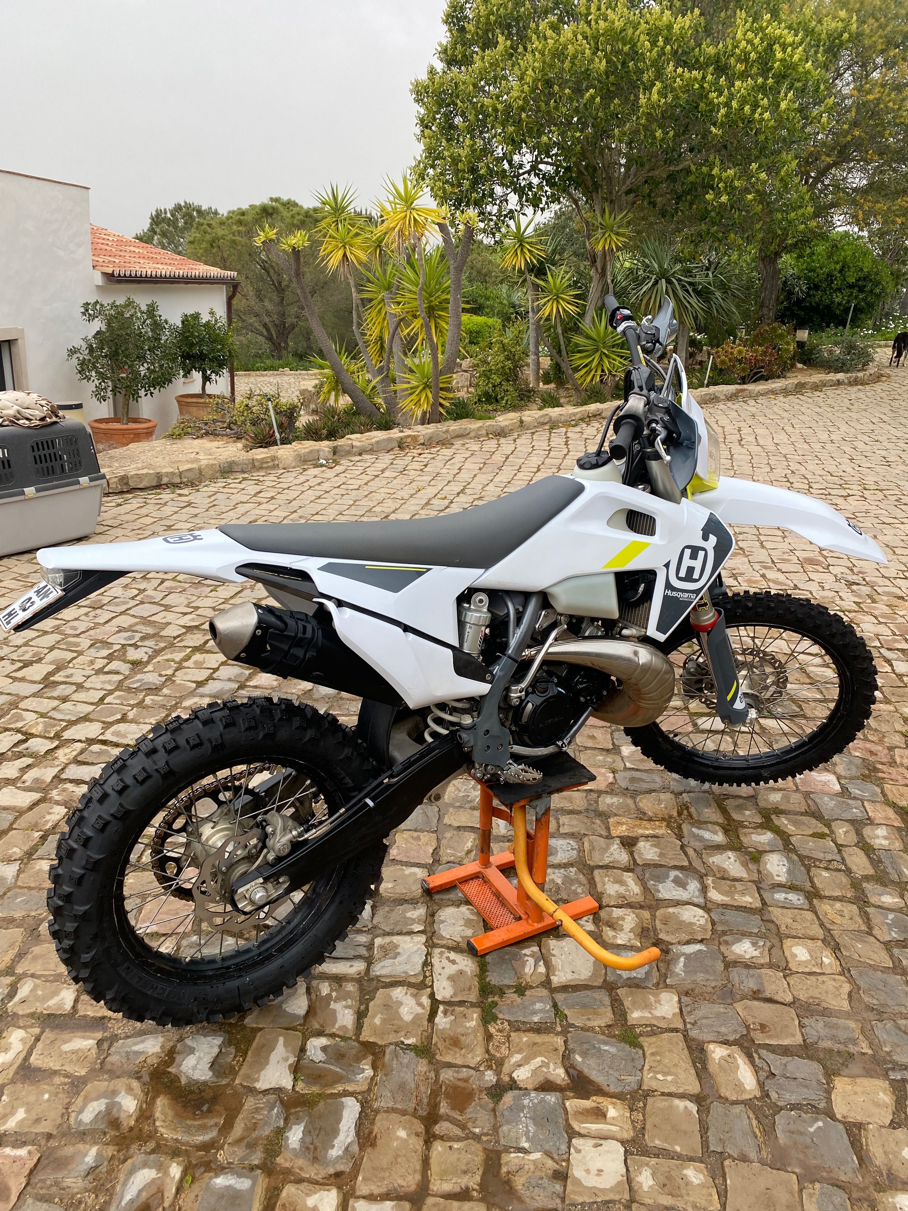 Husqvarna te 300