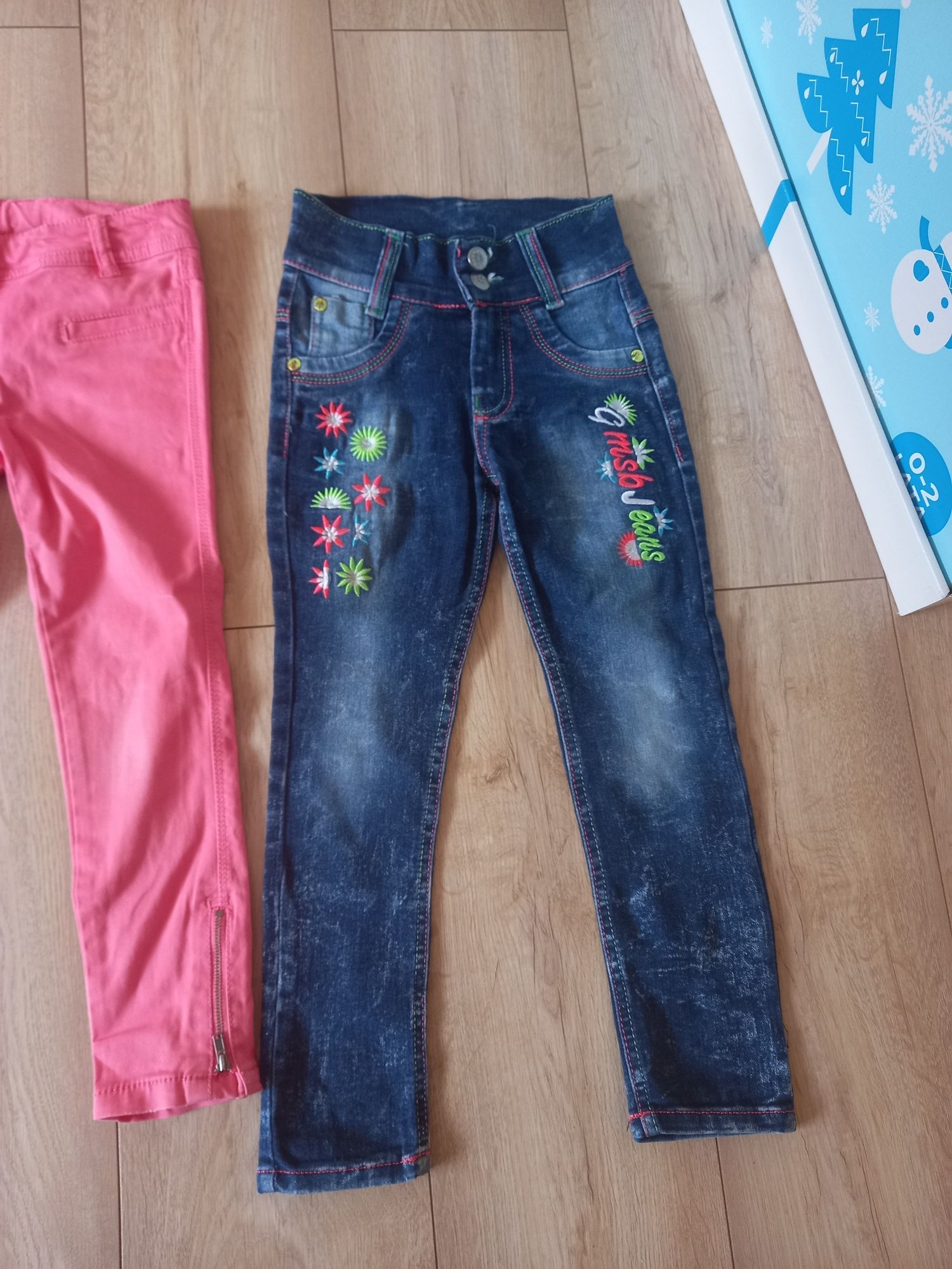 Spodnie dziewczęce zestaw 110-116 zara jeansy ogrodniczki