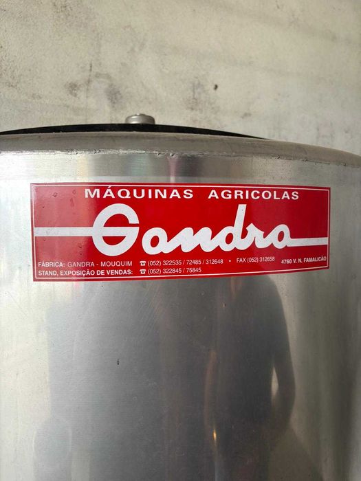 Cuba Inox 1000L + Funil